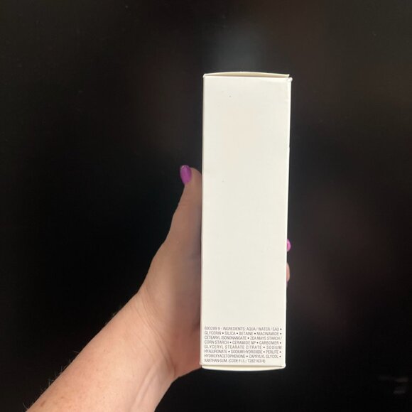 La Roche-Posay Toleriane Double Repair Matte Moisturizer 3.38 oz - Picture 2 of 4